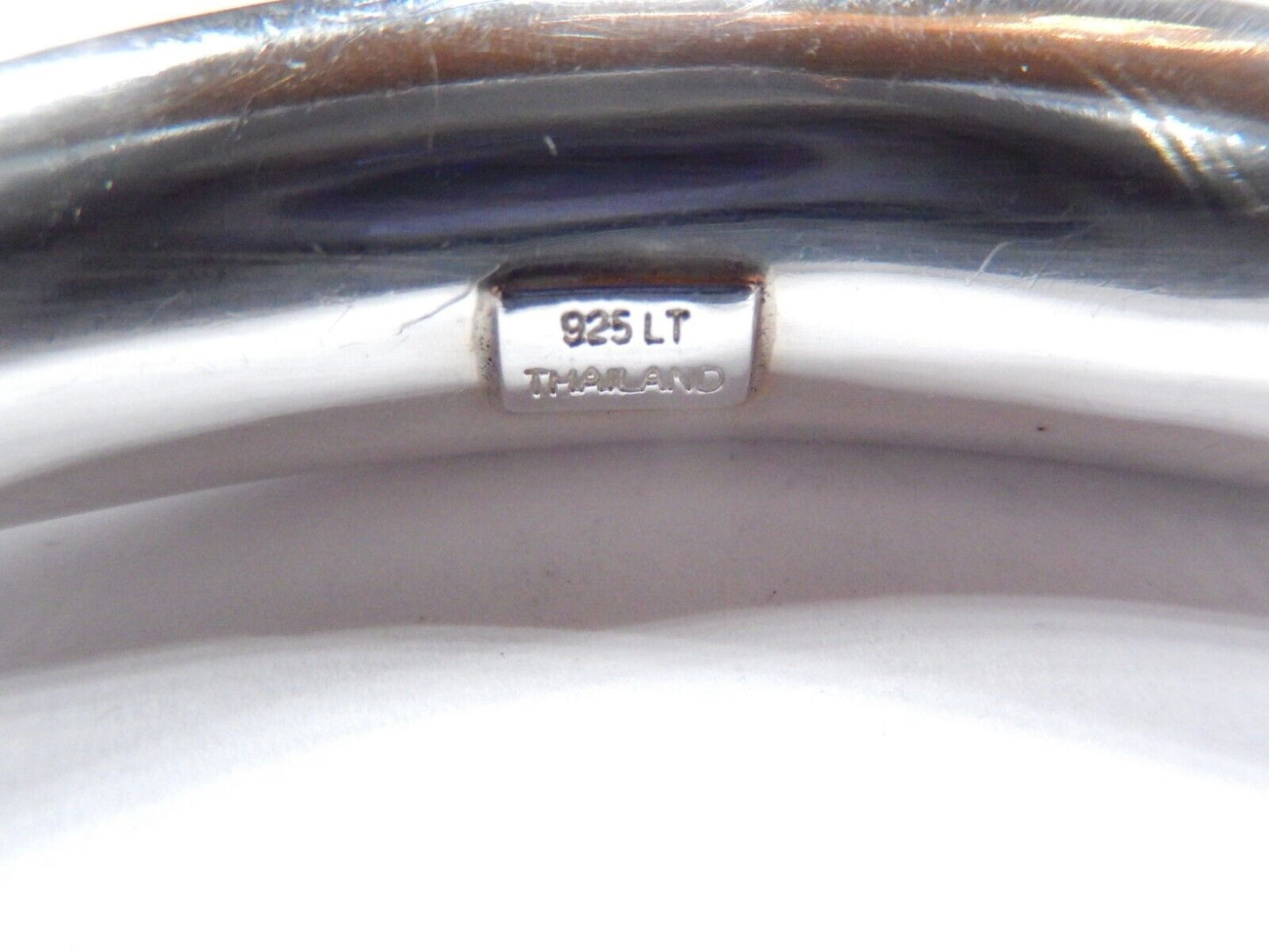 VINTAGE - Modernist Thick Oval Sterling Silver Smooth Bangle Bracelet