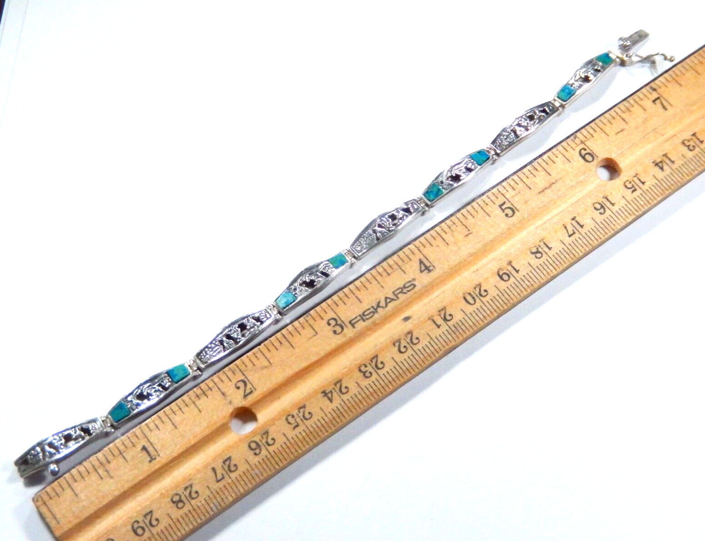 VINTAGE - .950 Silver Peruvian Scenic Cut Out Storytelling 8 Panel Bracelet