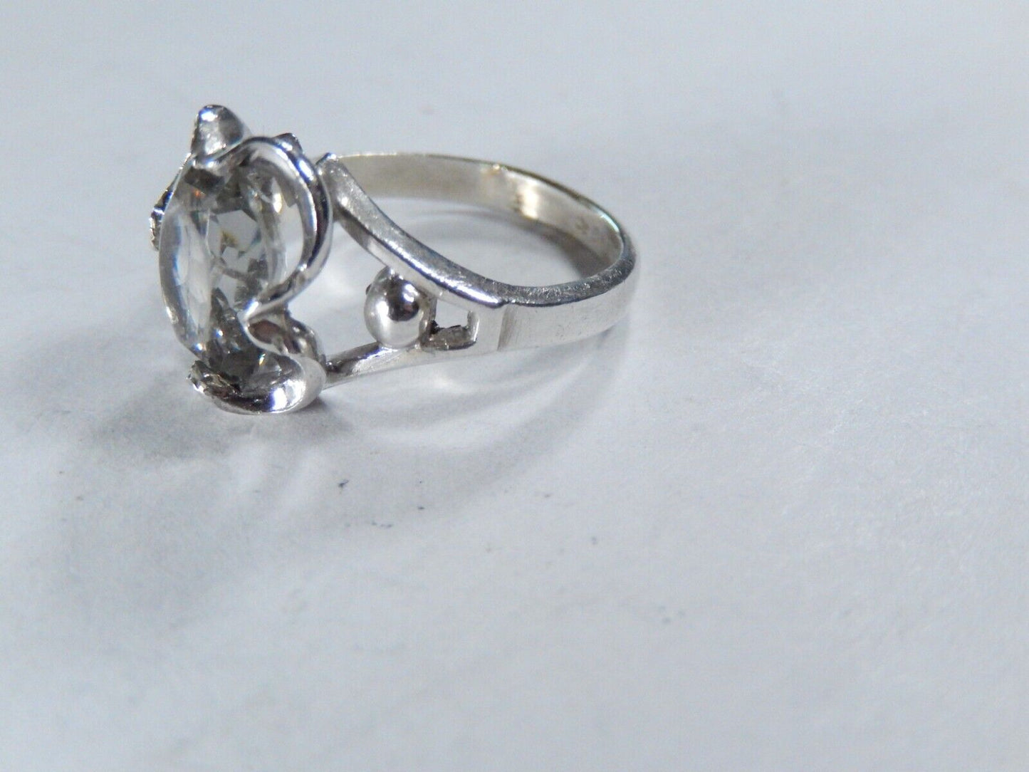 *VINTAGE* Rock Crystal Solitaire Sterling Silver Ring Size 5.25