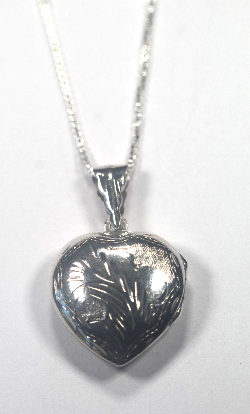 *VINTAGE* FAS Sterling Silver 925 Heart Shaped Photo Locket Pendant w/20" Chain