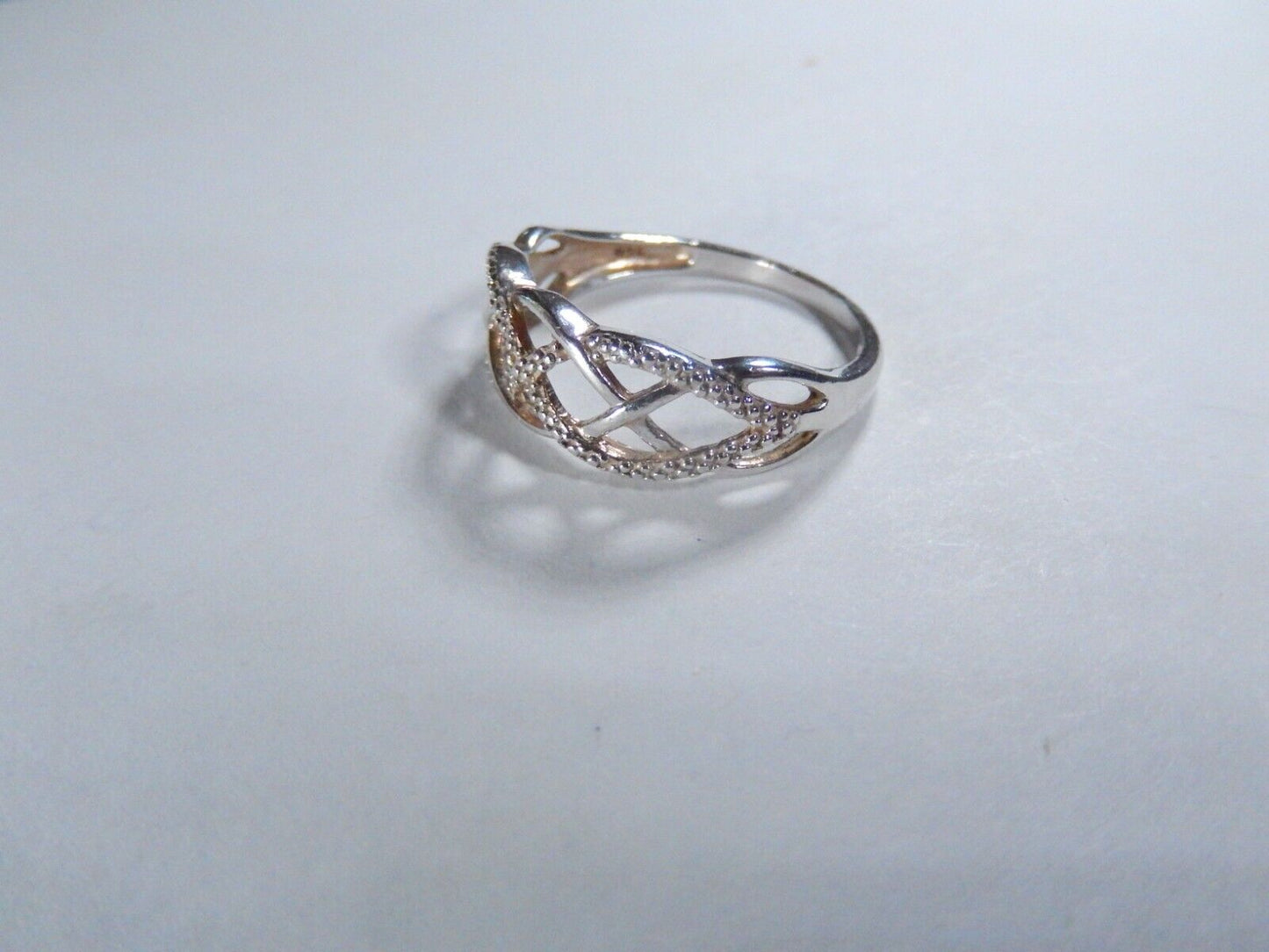 *VINTAGE*  Infinity Weave Solid  Sterling Silver Band Ring Size 9