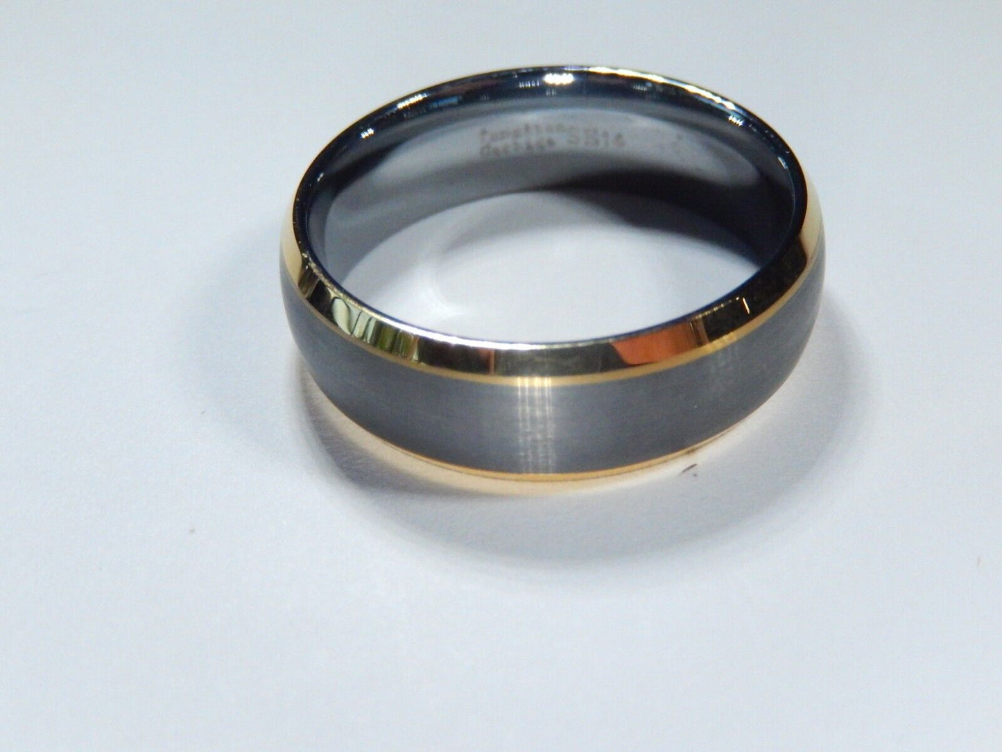 *NEW* 8mm Tungsten Comfort Fit Brushed Center w/ Gold Beveled Wedding Band Sz 8