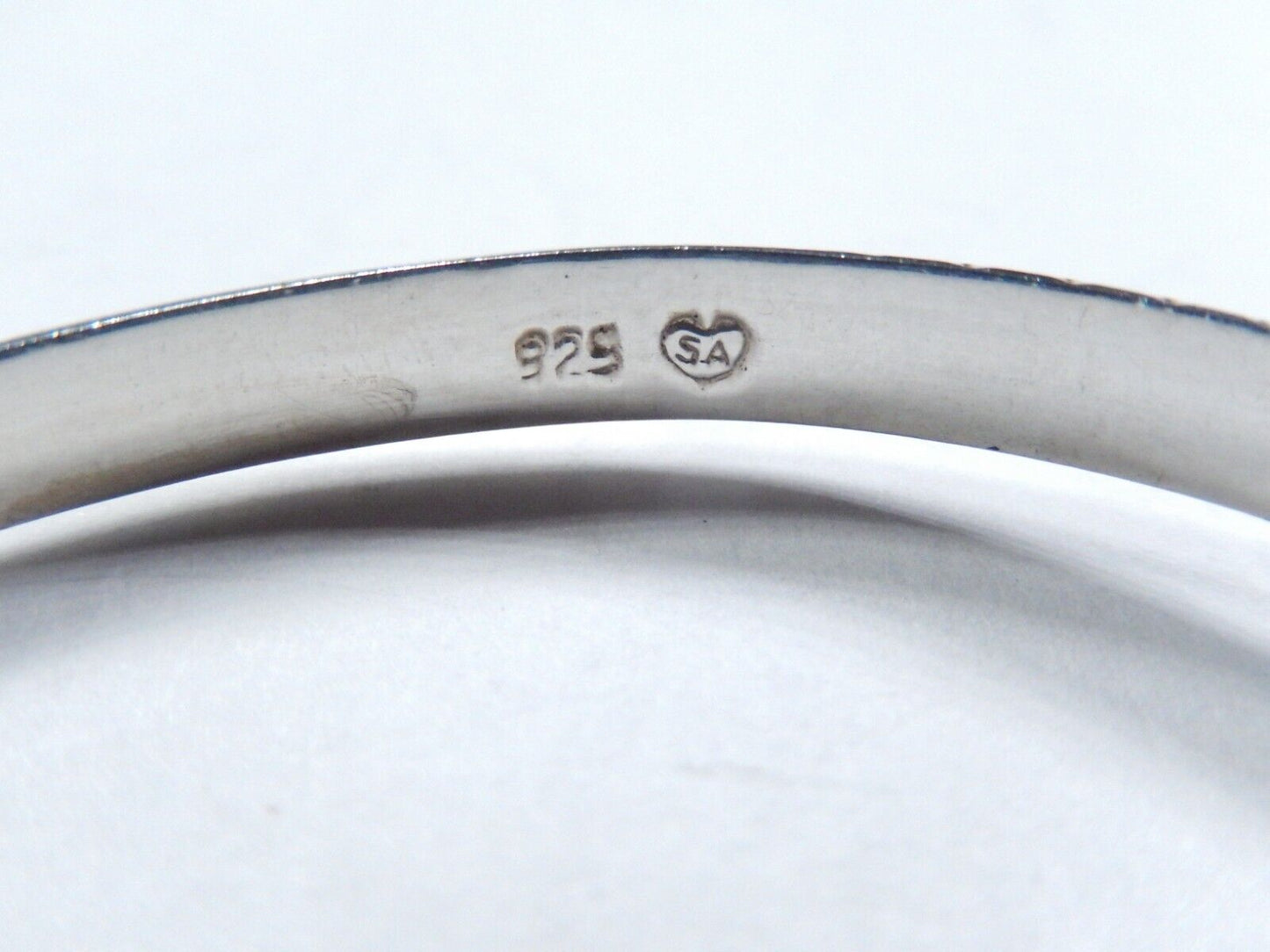 *VINTAGE*  Sterling Silver 5.0mm Etched Hinged Safety Chain Bangle Bracelet