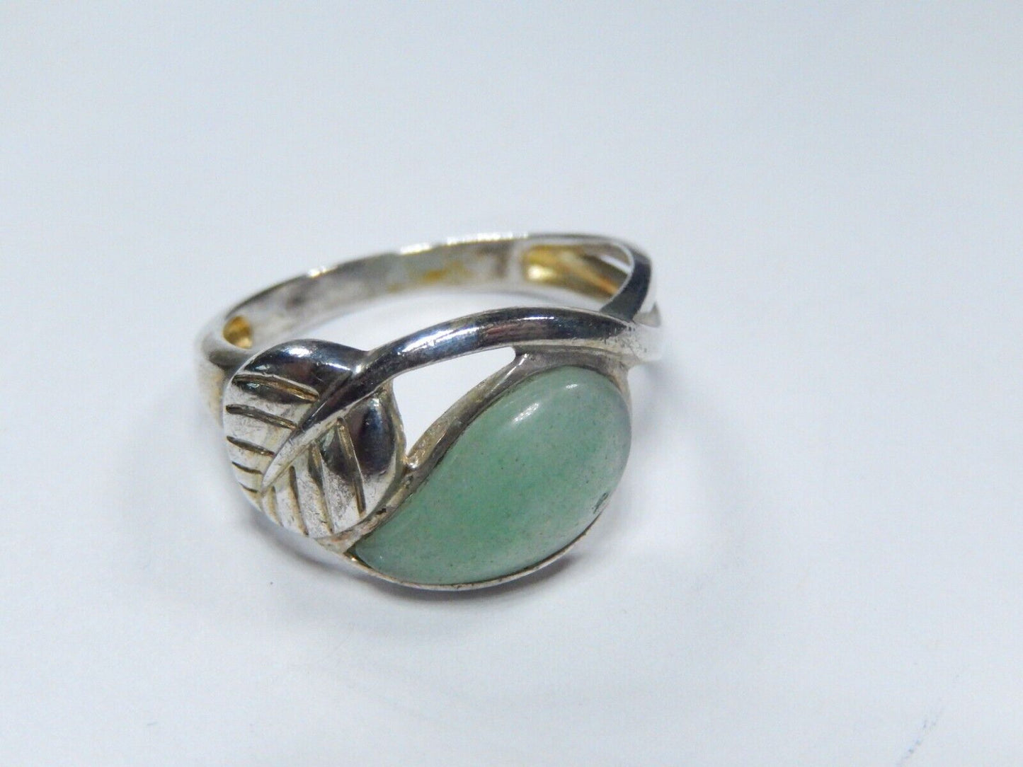 *VINTAGE*  Sterling Silver Jade Statement Ring Leaf Design RJ Graziano Work sz 8