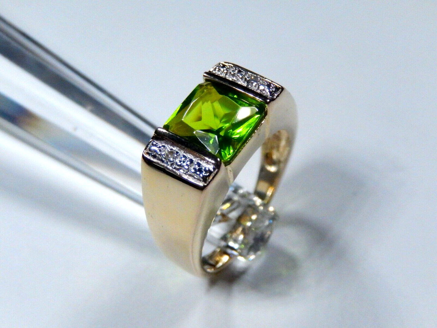 ROSS SIMONS GREEN PERIDOT GOLD VERMEIL DIAMOND STERLING SILVER RING Sz 7