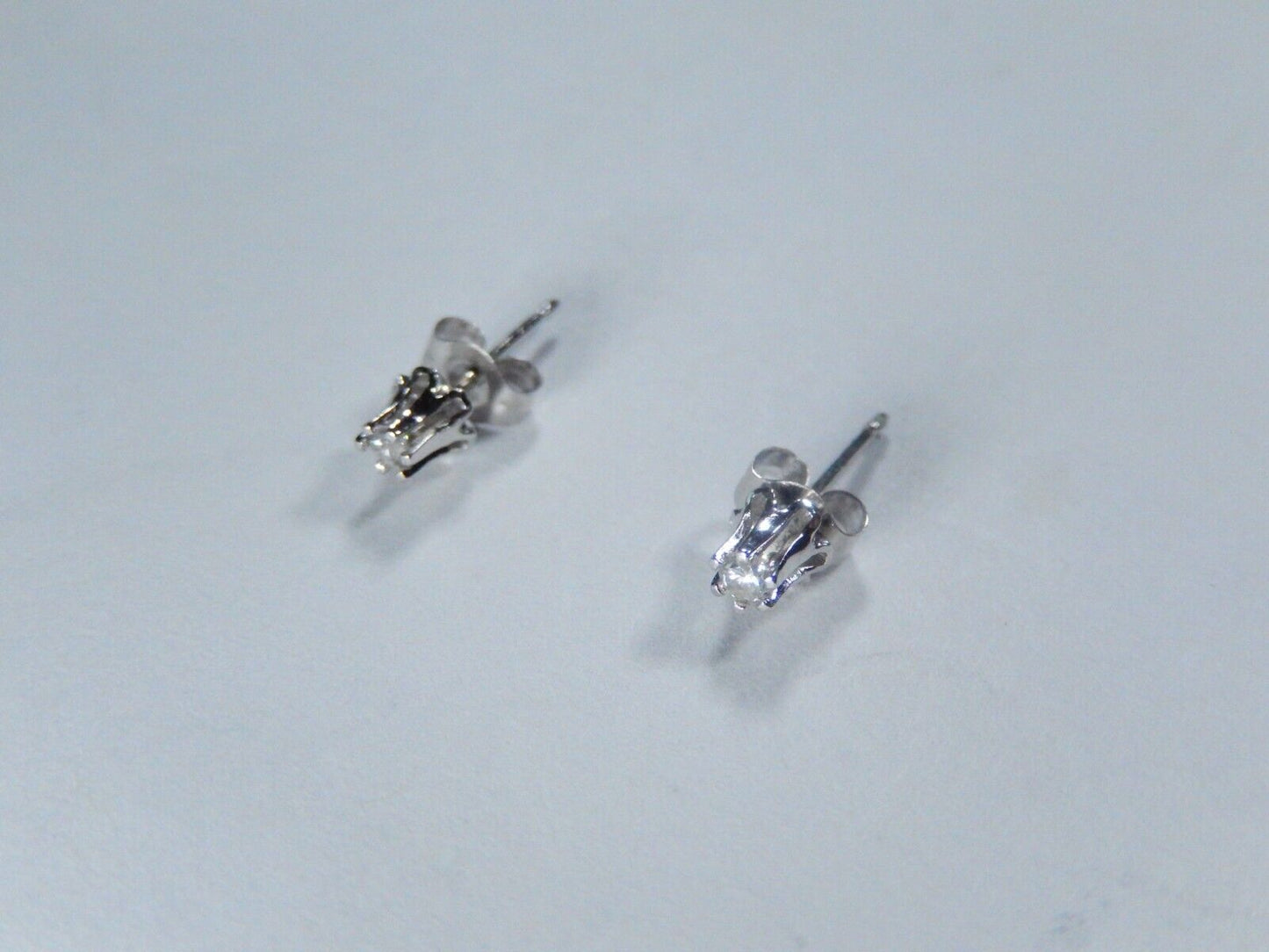 0.10Ct Round Diamond Buttercup Stud Earrings 14k White Gold Prong PushBack