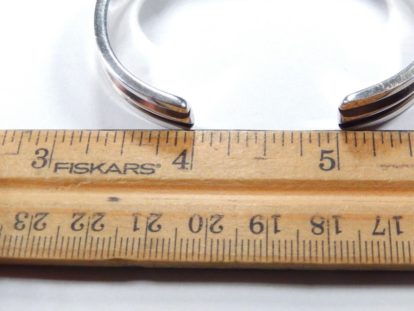 DESIGNER -Elizabeth Blythe Signed Thick Sterling Silver Cuff Bracelet 31.5 grams