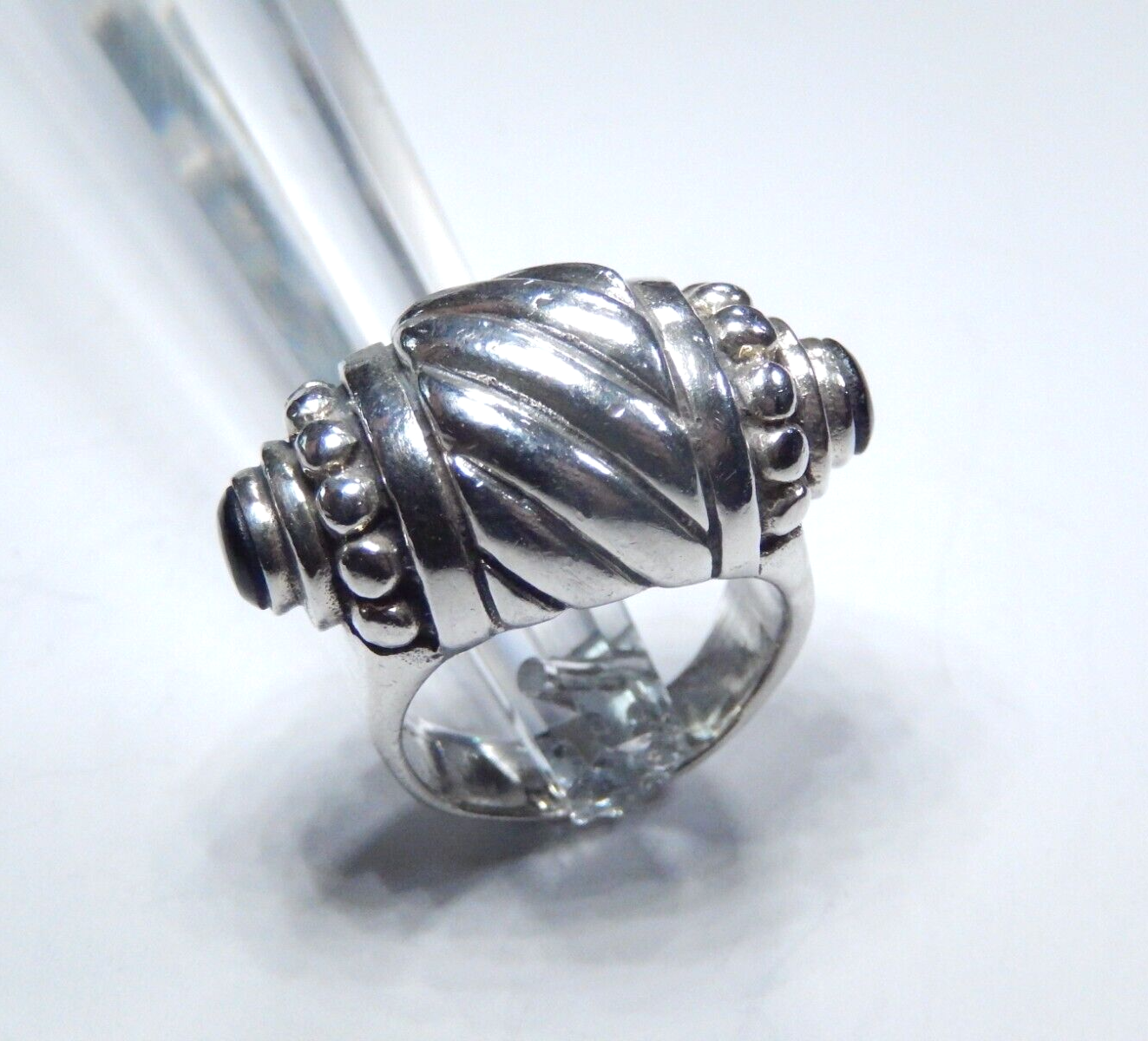 VINTAGE LARGE HEAVY BLACK ONYX STERLING SILVER 925 RIBBED RETRO RING Size 7