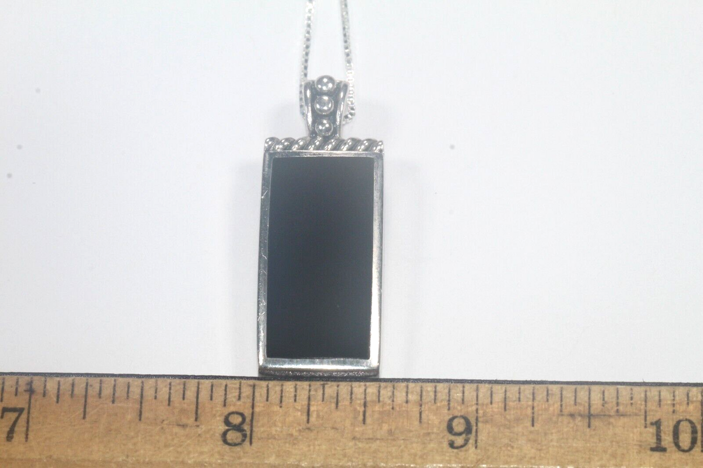 *VINTAGE* Southwestern Sterling Silver Rectangle Onyx & Bead Pendant w/20"Chain