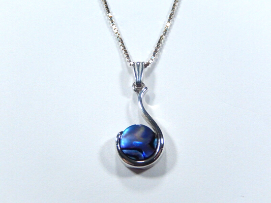 VINTAGE - Sterling Silver Abalone Shell Designed Round Pendant w/16" chain
