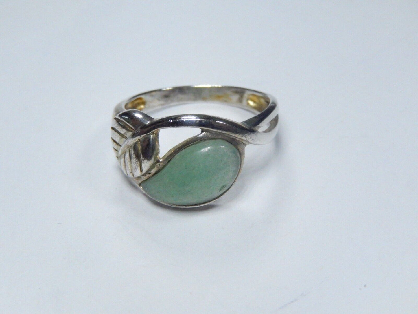 *VINTAGE*  Sterling Silver Jade Statement Ring Leaf Design RJ Graziano Work sz 8