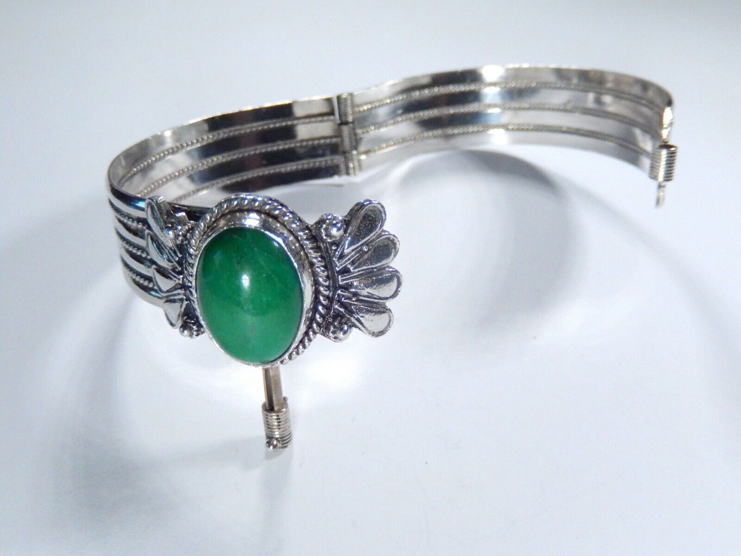 *VINTAGE*  900 SILVER - Green Aventurine Turkoman Boho Hinged Cuff Bracelet 37gm