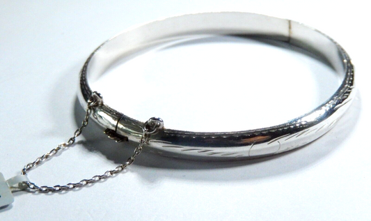 VINTAGE* 925 Etched Sterling Silver Hinged Bangle Bracelet w/ safety chain