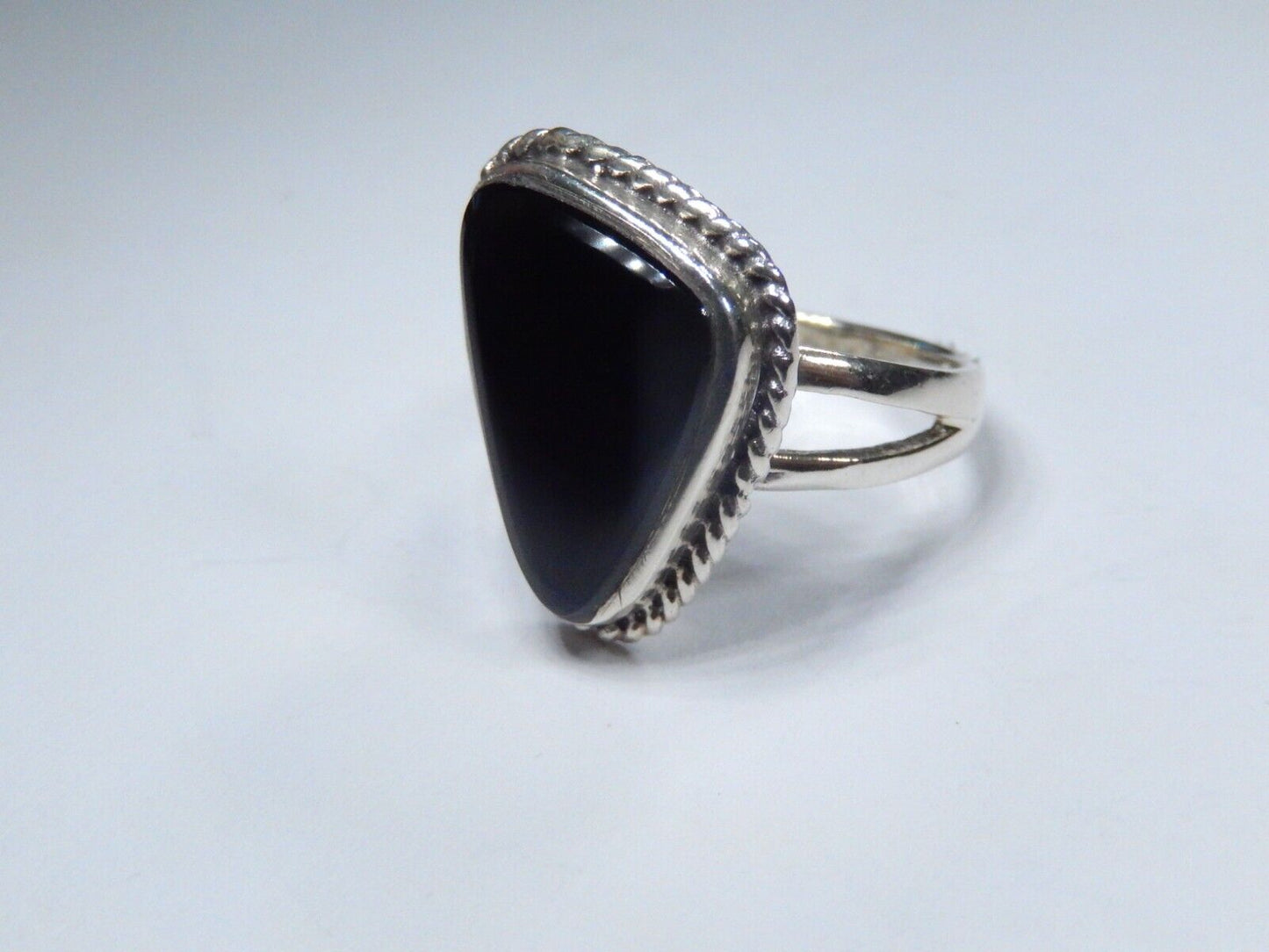 *VINTAGE*  Sterling Silver Southwest Black Onyx Ring  Sz 8.75