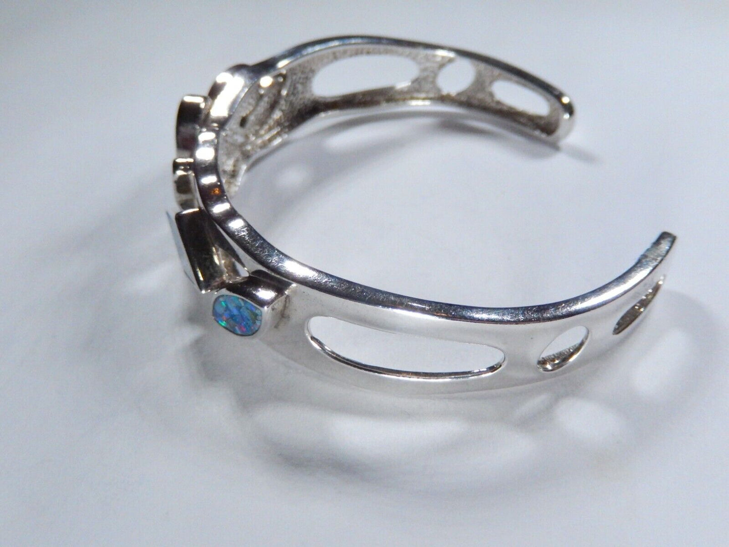 *VINTAGE*   WHITNEY KELLY Inlaid  Fire Opal Mosaic Sterling Silver Cuff Bracelet