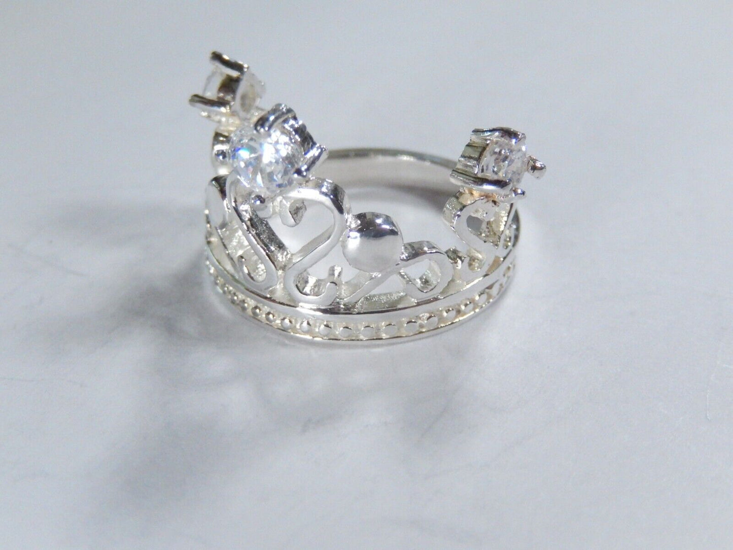 LARGE 925 Sterling Silver Three C Z Heart Crown Design Wide Ring Size 8.25
