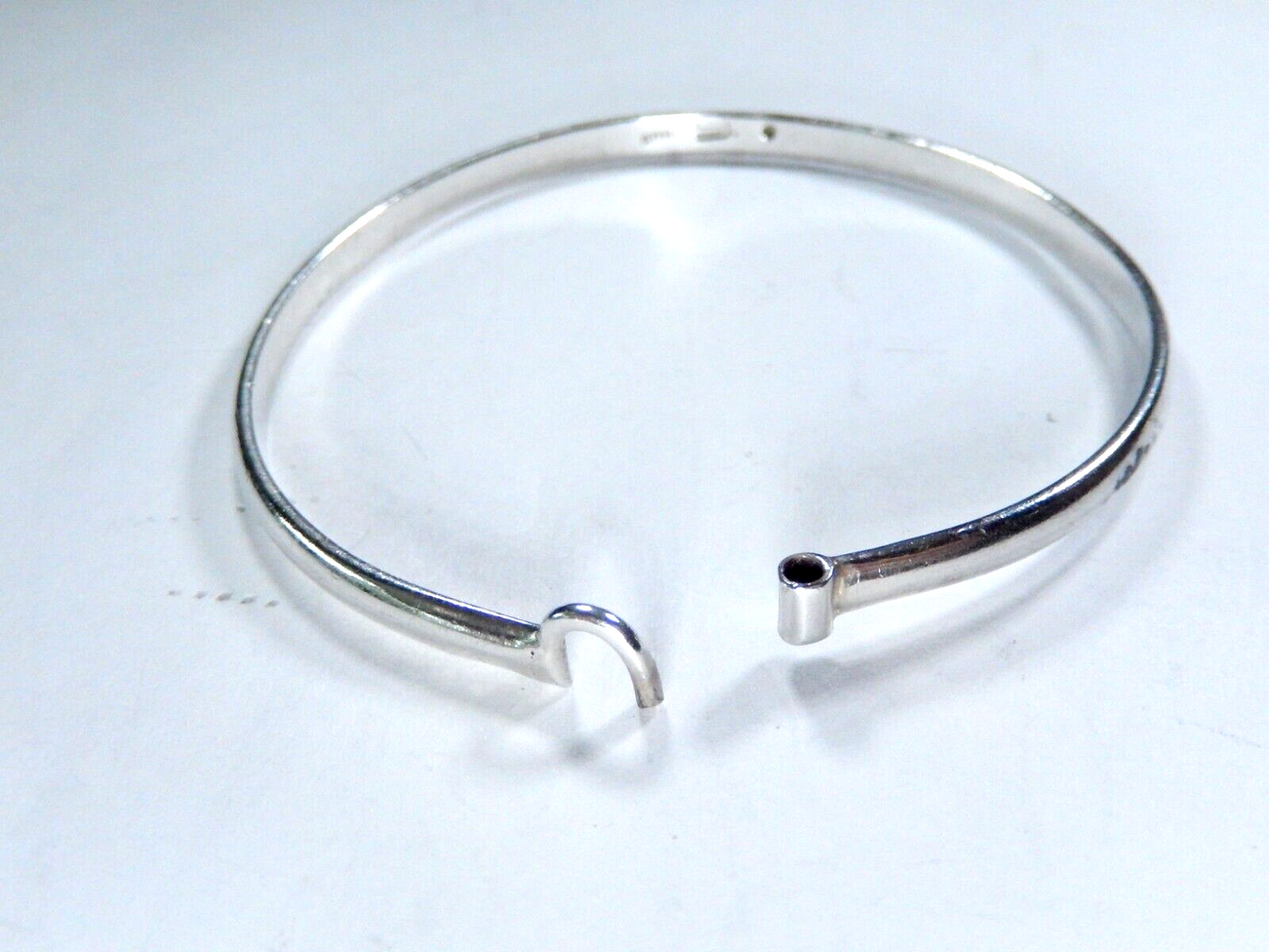 *VINTAGE*  Artist Signed Hook on Sterling Silver Bracelet 4.0mm Wide  13.7 grams