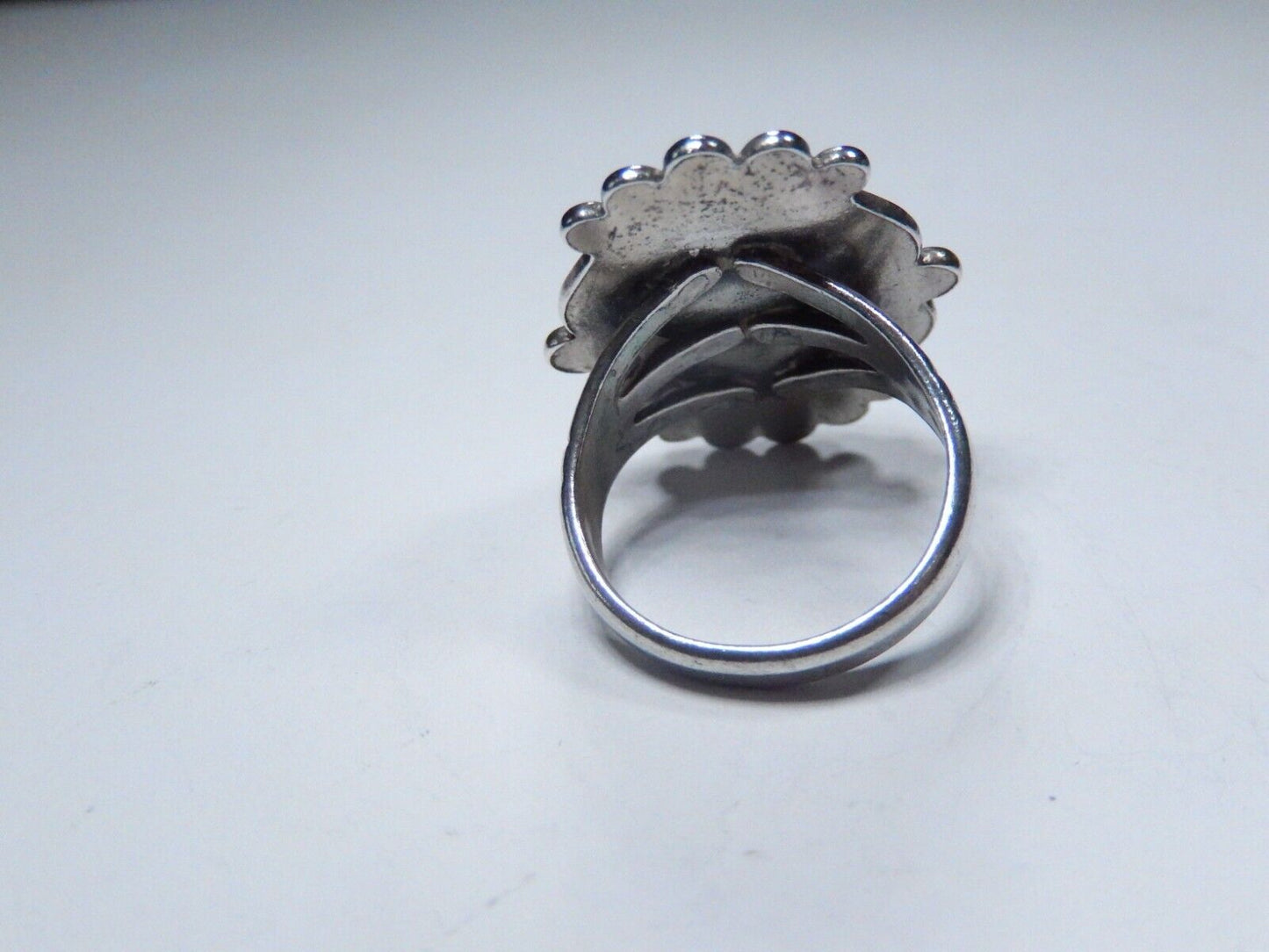 Old Navajo Green Gaspeite Gemstone Sterling Silver Native American Ring Size 5.5