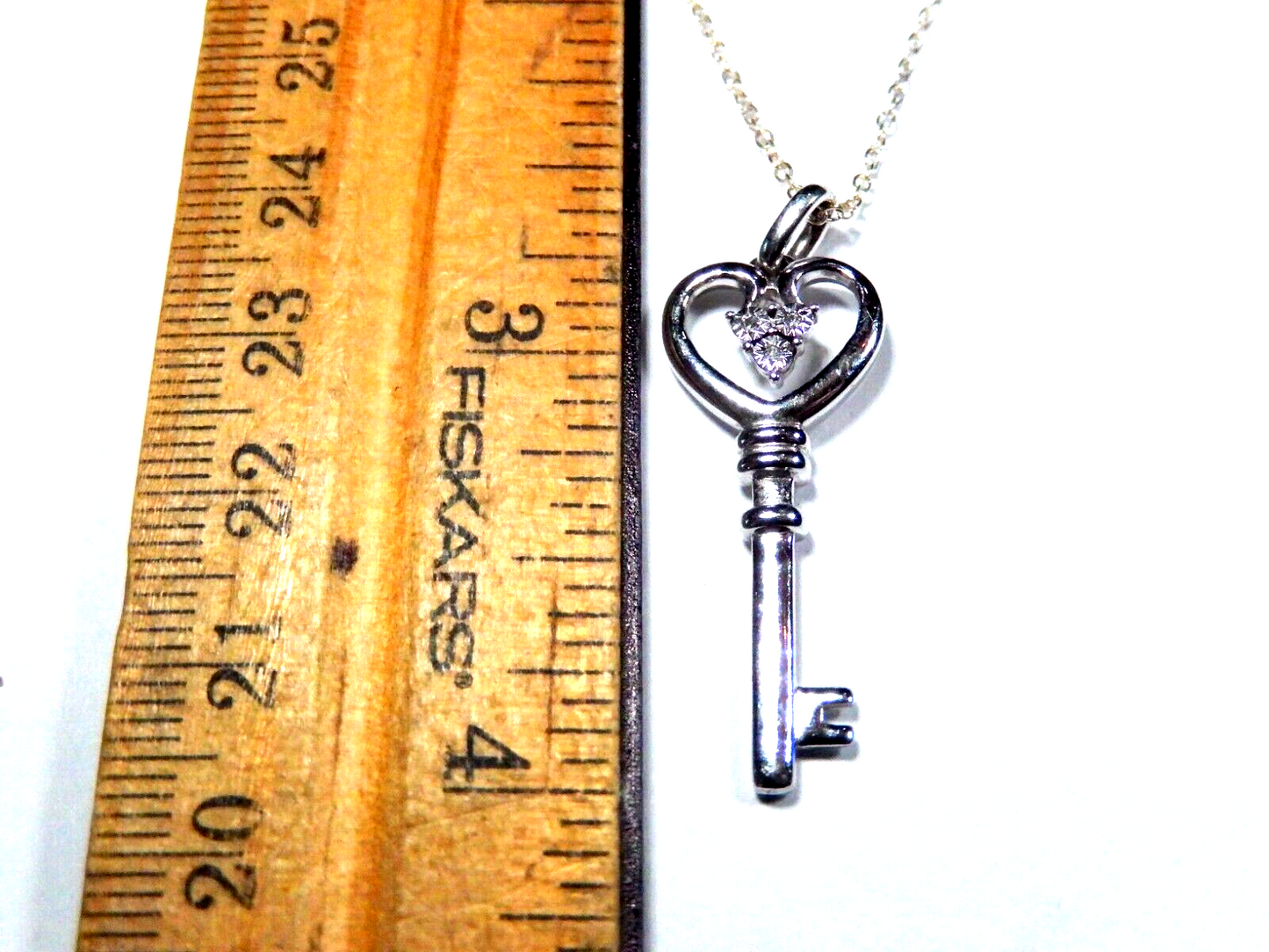 925 Sterling Silver Three Diamond Accent Key Pendant with 18 chain
