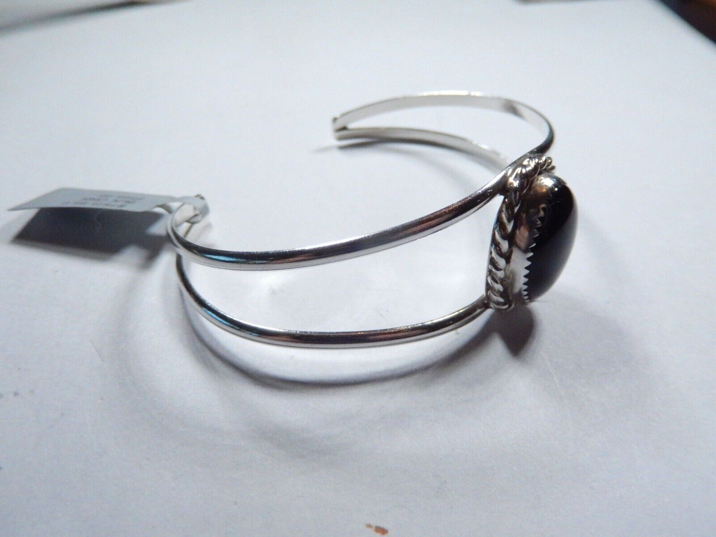 *VINTAGE*  Signed "TT"  Native American Sterling 925 Black Onyx Bracelet