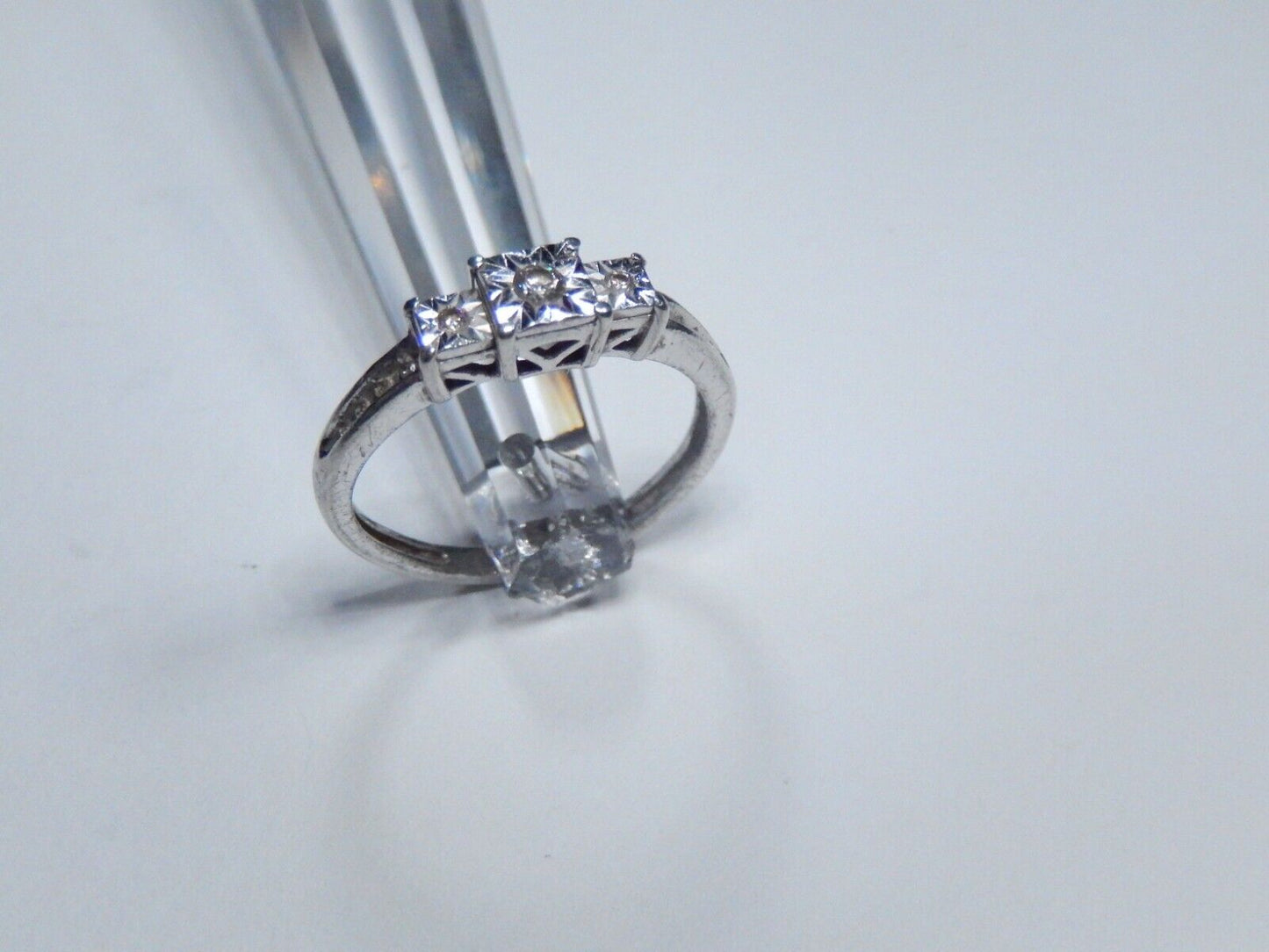 *VINTAGE*  Sterling Silver 3-Stone Genuine Round Diamond Wedding Ring Size 6.75