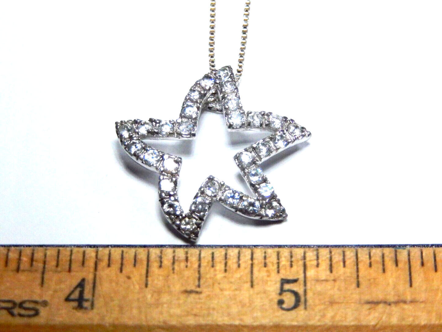 *VINTAGE* Sterling Silver CZ Starfish Pendant w/ 18" Sterling Box Chain