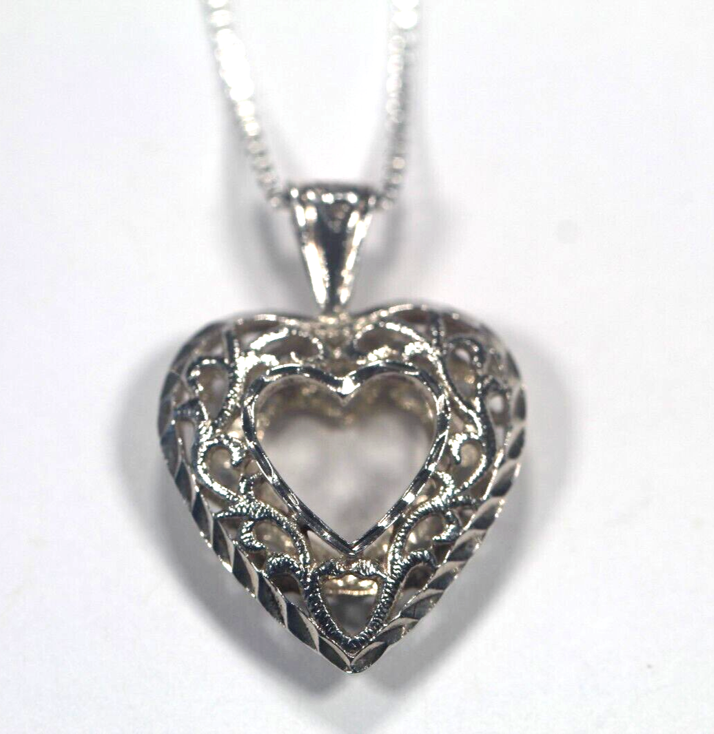 VINTAGE STERLING SILVER FILIGREE HEART PENDANT W/20" BOX CHAIN