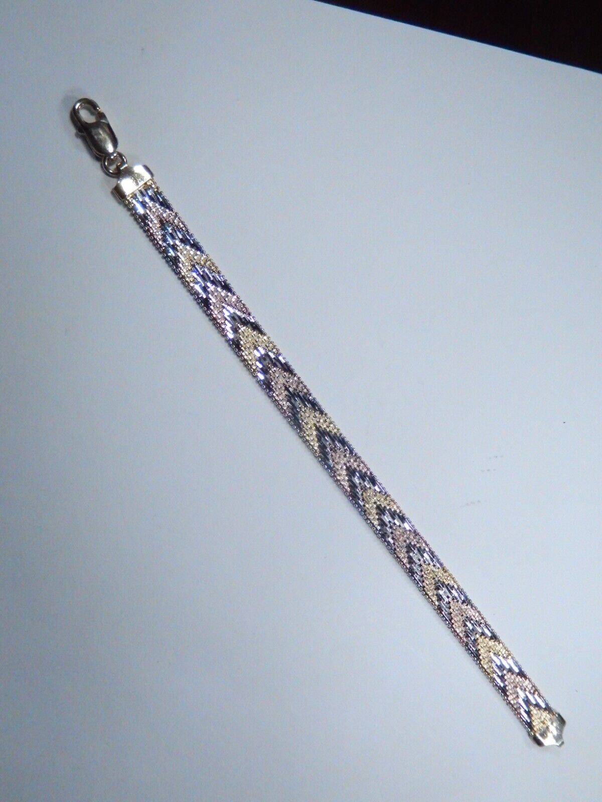 Sterling Silver 925 Tri-Color Chevron Italy Bracelet 9mm Wide 24.4 gm 7.75"