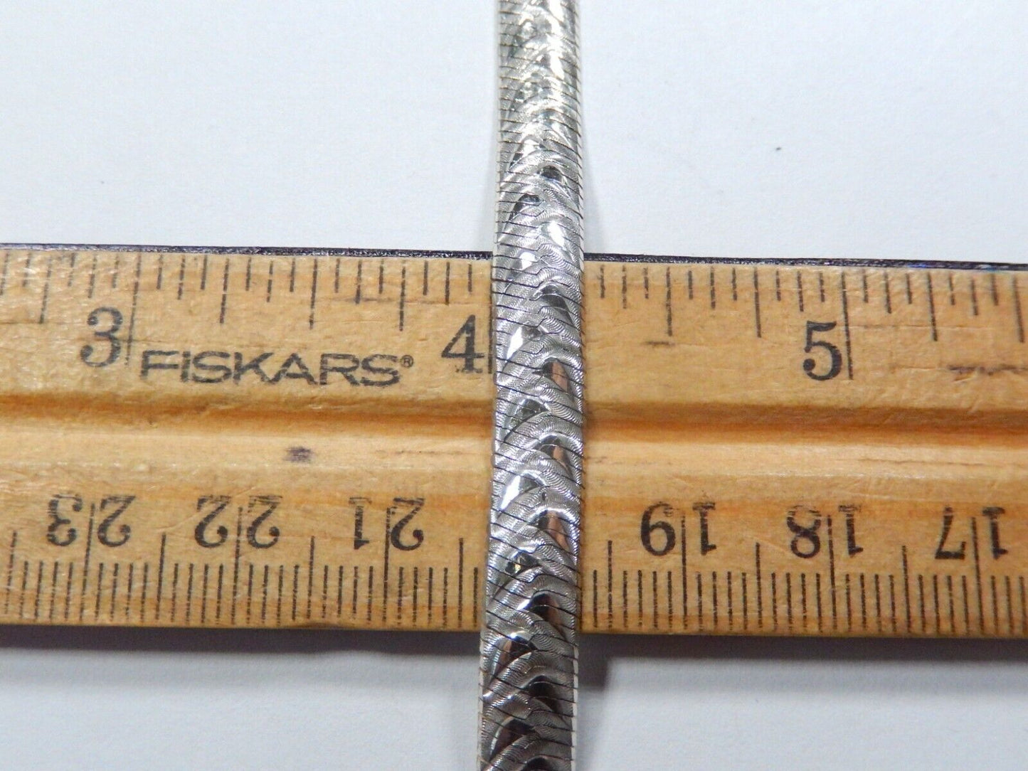 Vintage 925 Sterling Silver 6.5mm Curved Herringbone Fancy Bracelet Italy  7.5"