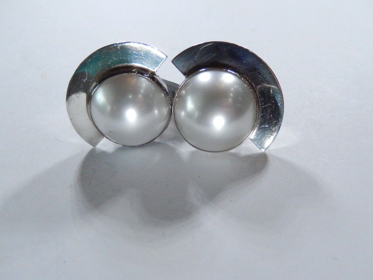 1980's Mexico Jeweler Pepe Cerroblanco Modernist Round Omega Back Earrings