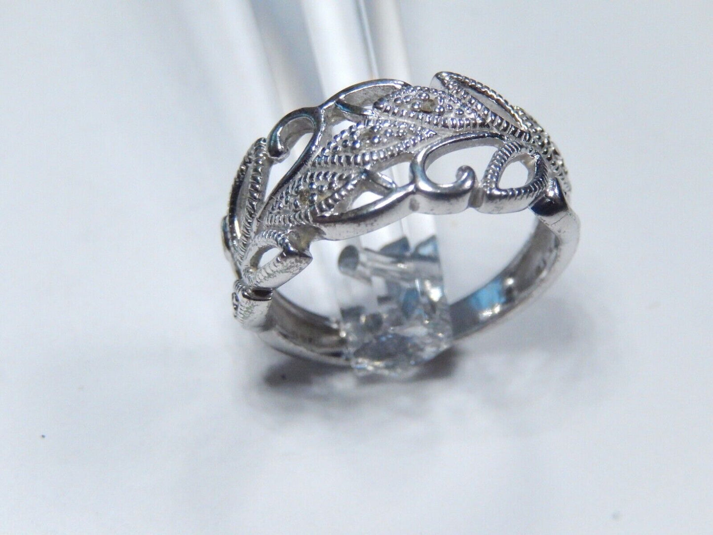 *VINTAGE*  Wedding Engagement Ring Diamond Leaf Motif Sterling Silver Band Sz 7