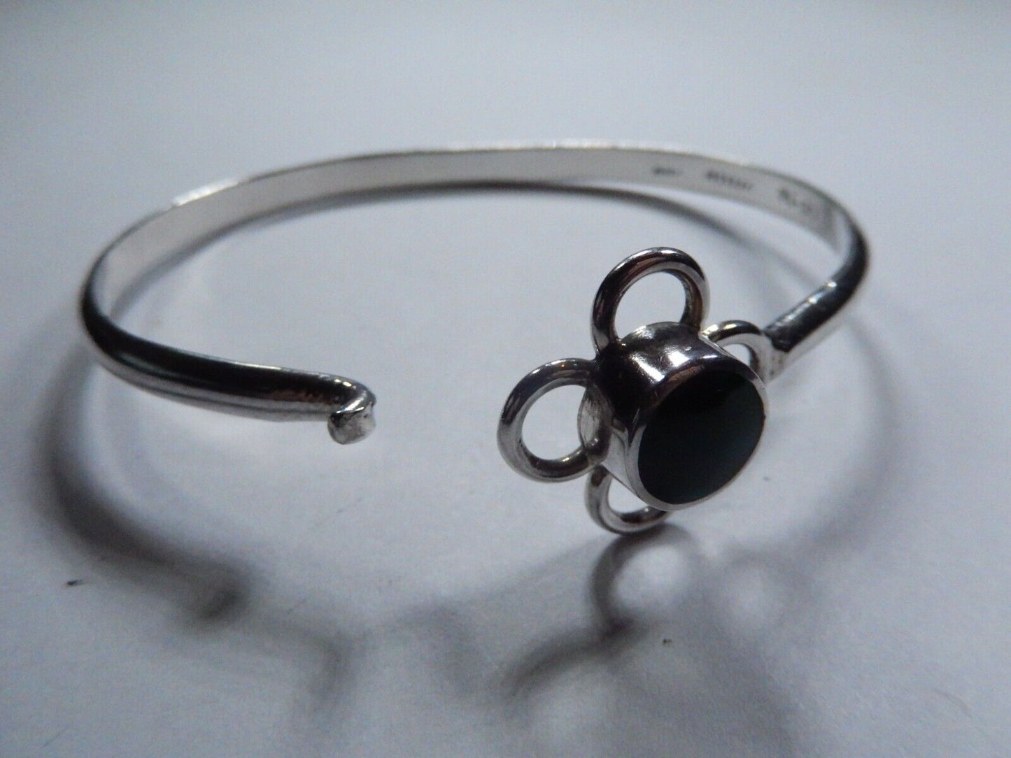 Vintage Taxco Mexico Sterling Silver Malachite Hook Clasp Bangle Bracelet