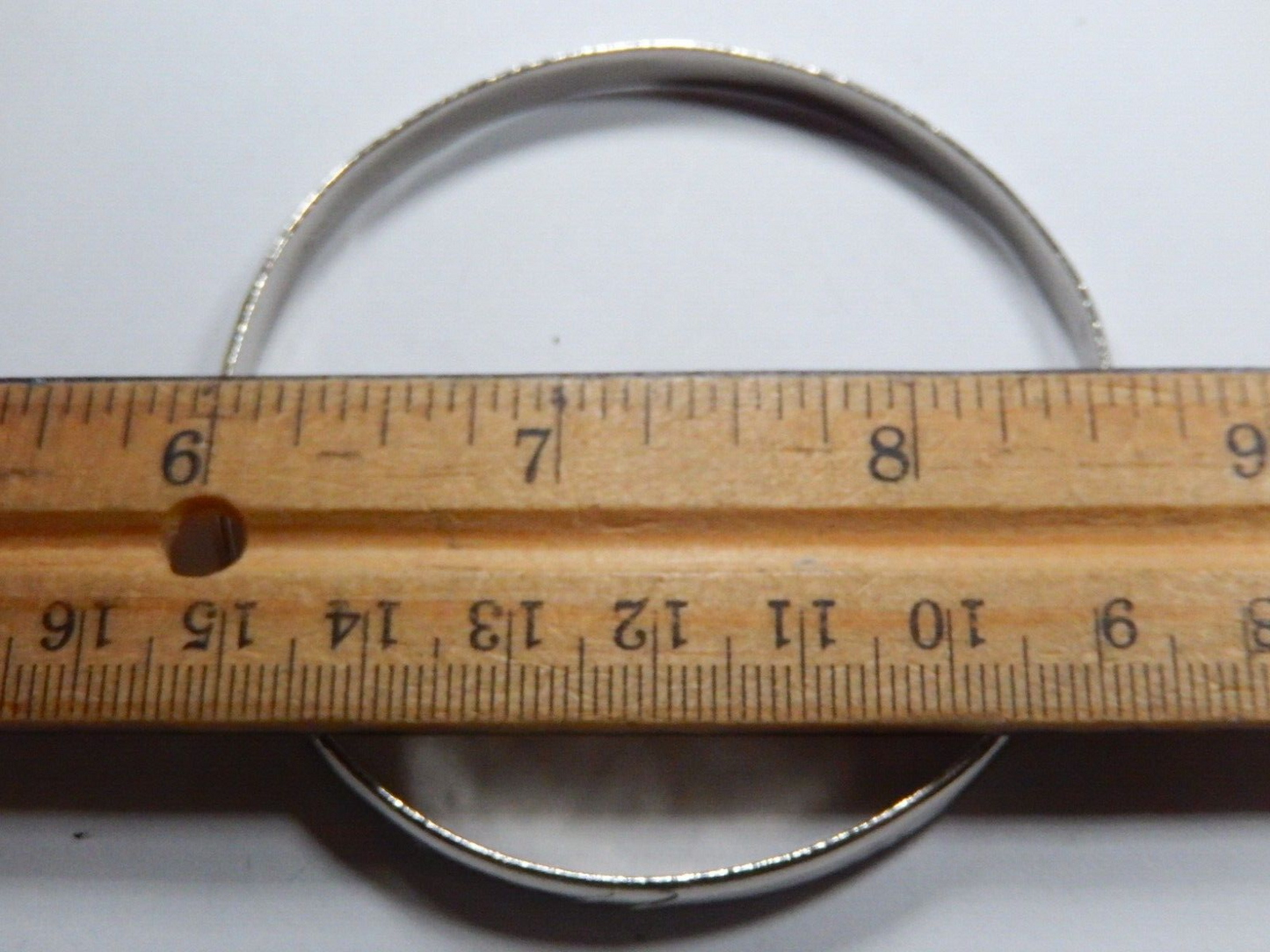 Vintage Sterling Silver Flat Rounded Top Bangle Bracelet 12.8 grams grams