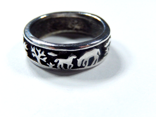 *VINTAGE* Sterling Silver  Horses Cowgirl 6.25 mm Wide Band Thick Ring Sz 6