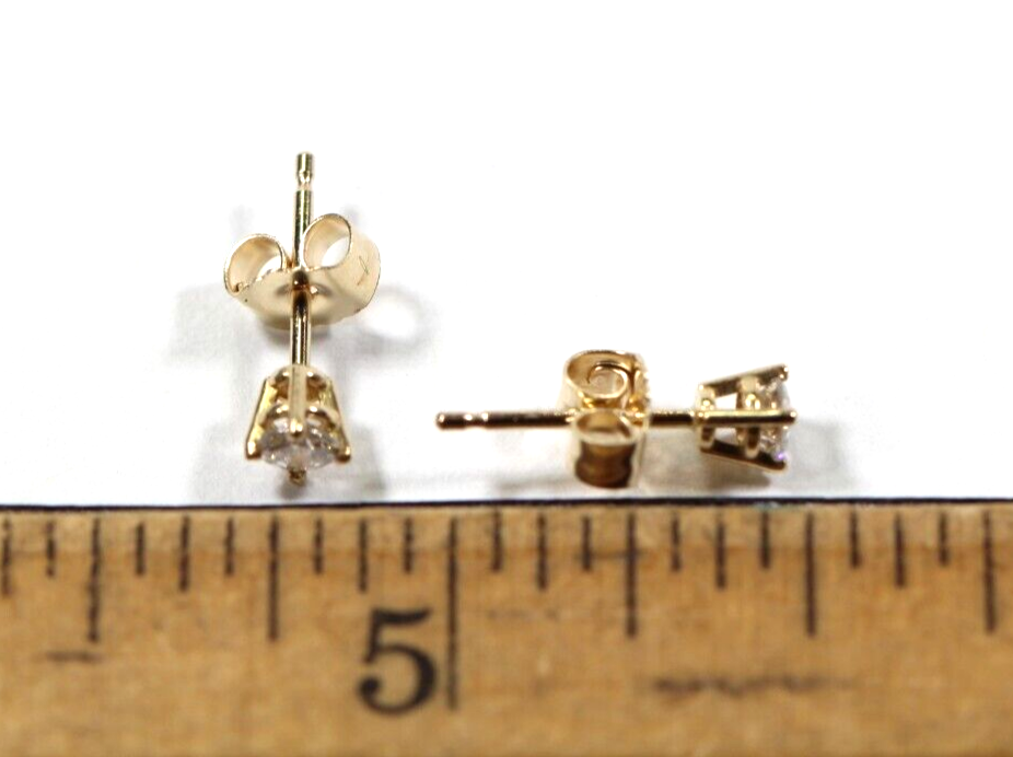 New!! Solid 14K Yellow Gold .20 CT TW Natural Diamond I-2 / G-H Stud Earrings