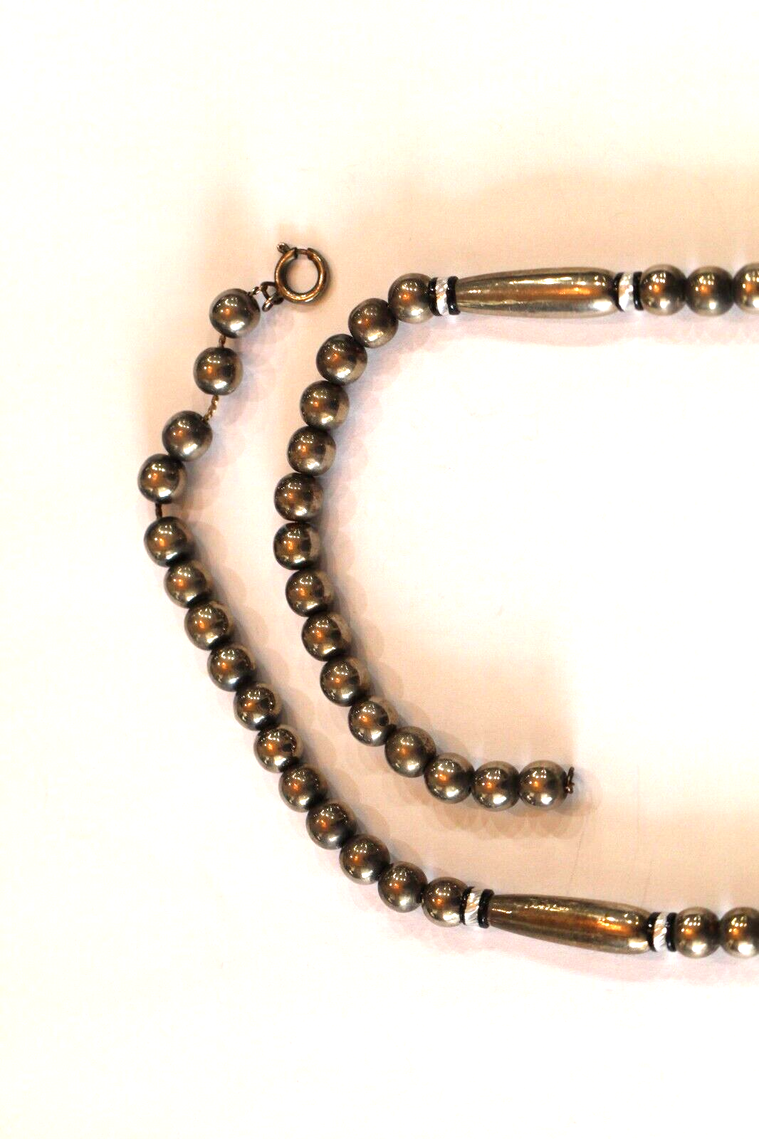 LARGE NATIVE AMERICAN NAVAJO STERLING SILVER 23 mm DISC & OTHER BEAD 22"NECKLACE