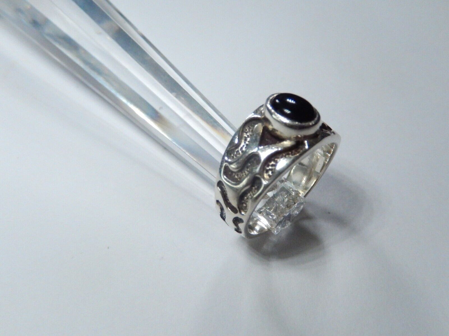 *VINTAGE*  Sterling Silver and Black Onyx Bezel Setting High Dome Ring Size 6