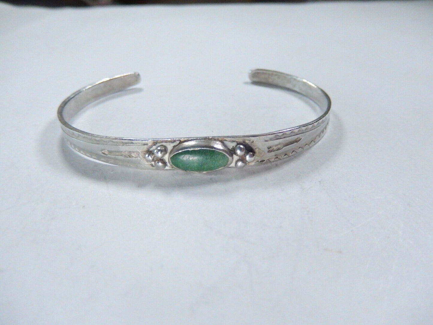 *VINTAGE* Southwestern Sterling Silver And Green Turquoise Small Size Bangle