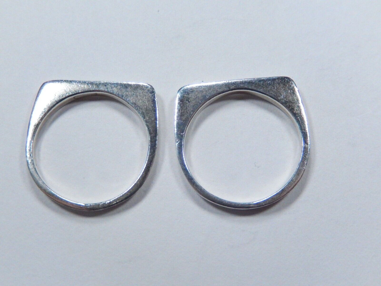 *VINTAGE*  Two Sterling Silver Heart Design Ring Bands / Ring Guards - Size 7