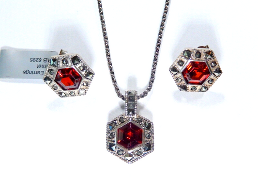 HIGH-END DESIGNER STERLING SILVER GARNET & MARCASITES PENDANT & EARRINGS SET