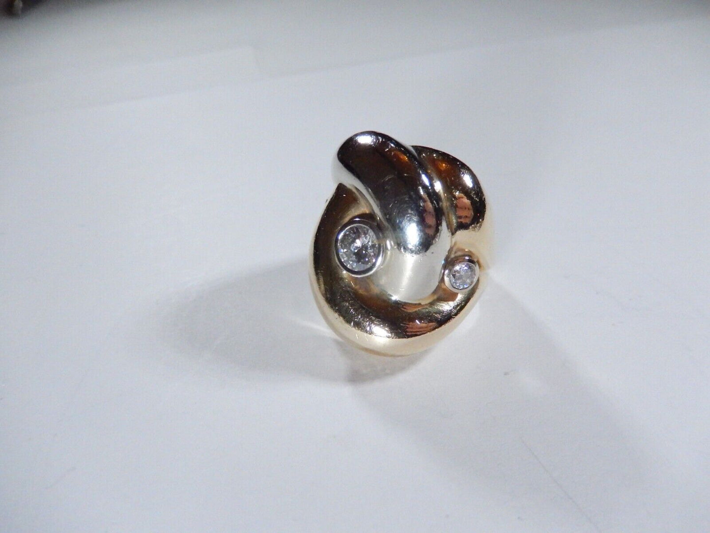 STUNNING STAMPED 14K TWO TONE  LADIES DIAMOND FREEFORM RING Size 625  151gms