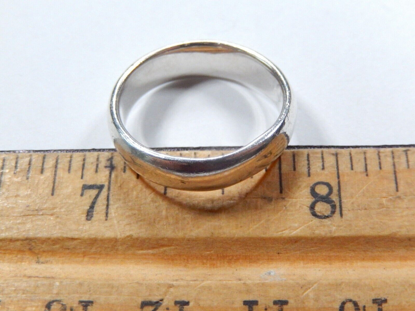 *VINTAGE* Sterling Silver 5.5MM Wedding Band Ring 1/2 Round Band Size 7.5