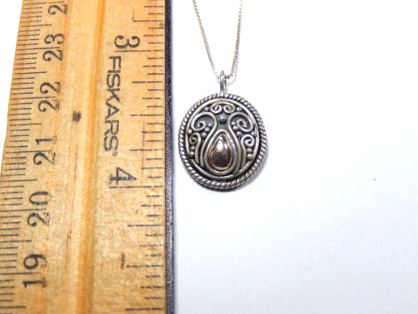BALI  Sterling Silver With 18K Yellow Gold Trim Pendant w/18" Ster. Box Chain