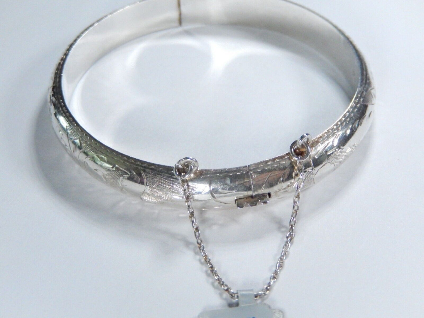 Sterling Silver 925 Etched Hinged Bangle Bracelet 7 Inch