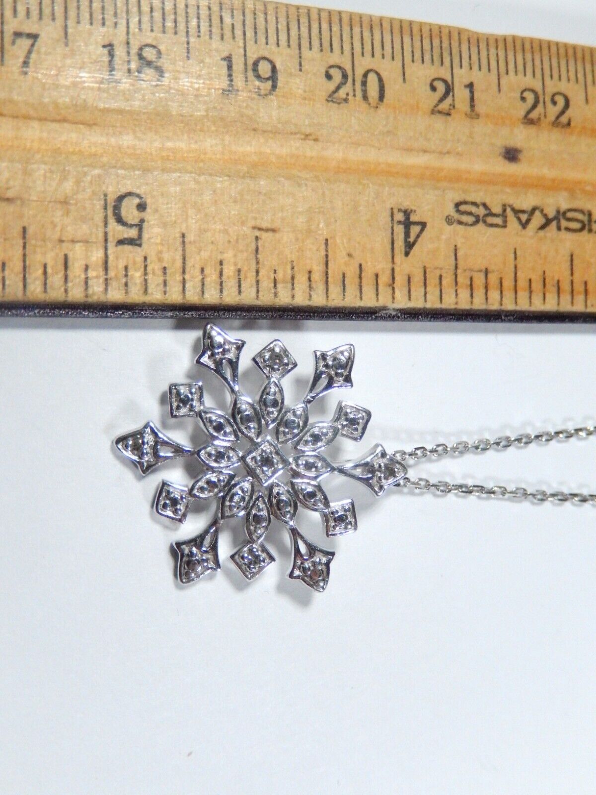 5 Diamond Snowflake Pendant Necklace in 925 Sterling Silver 18 inch Chain