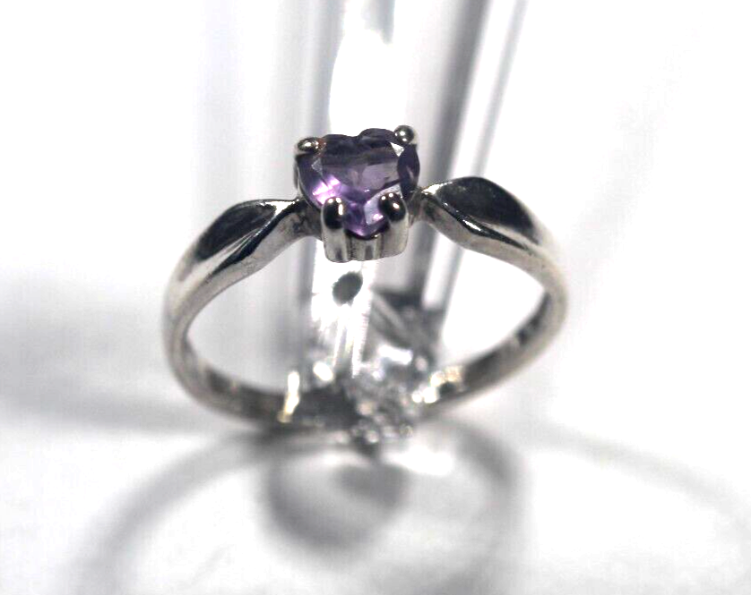 Vintage Sterling Silver Heart Amethyst Gem Ring 925 Size 6.5