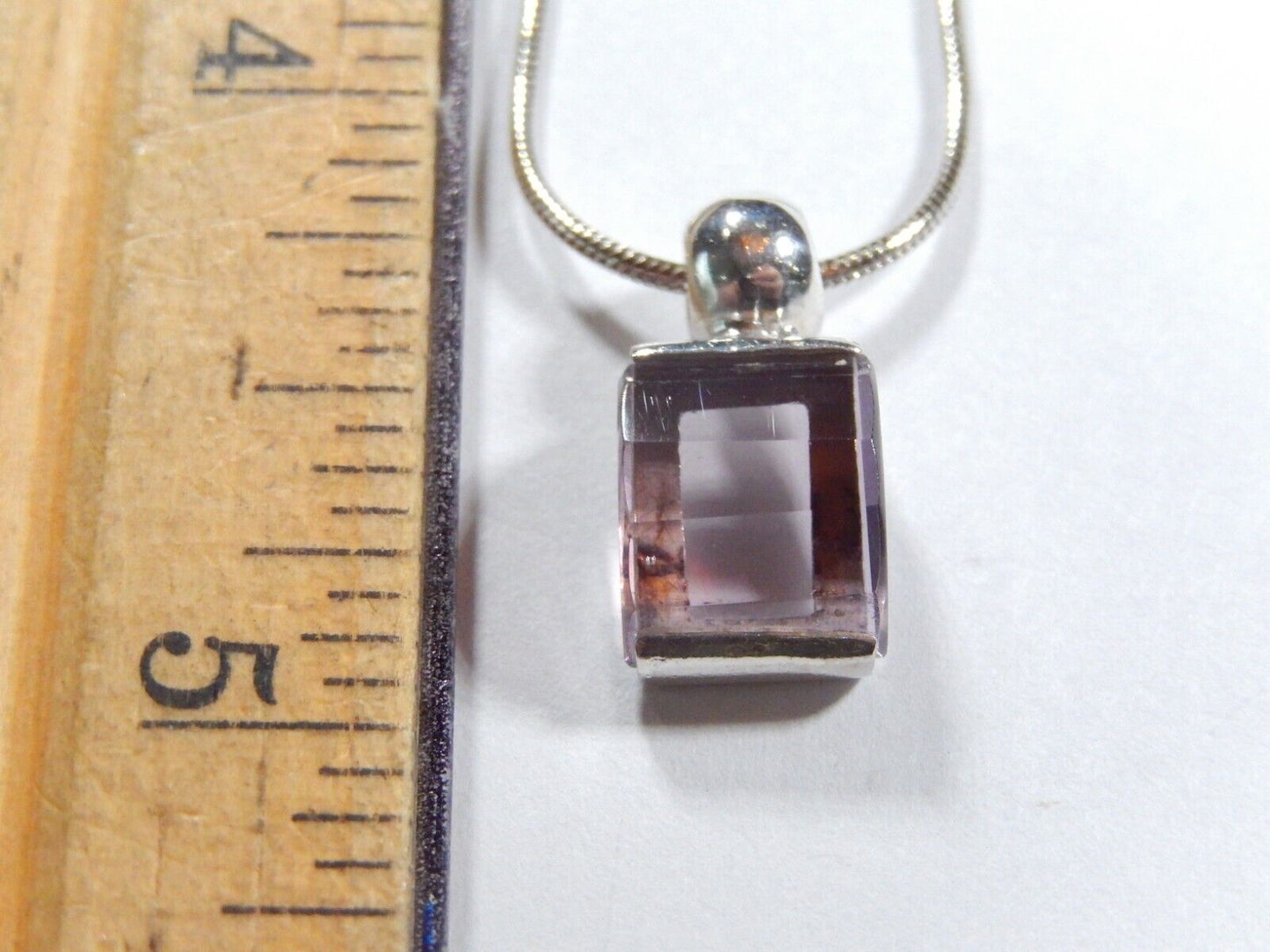 *VINTAGE* Sterling 10mm x 8.5mm Fancy Cut Purple Amethyst Pendant w/16" Chain