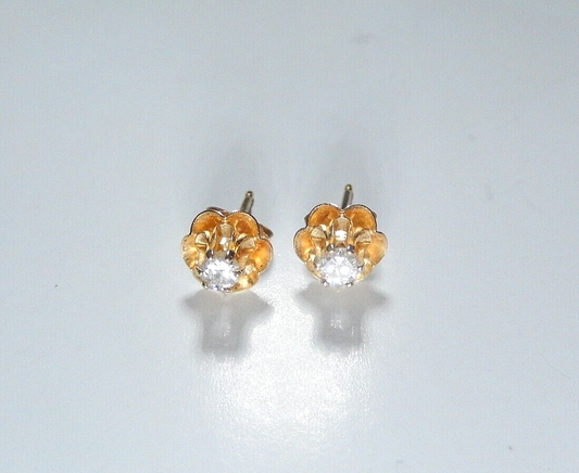 *VINTAGE*  ~ 14K Solid Yellow Gold .25CT NATURAL DIAMOND Buttercup Earrings