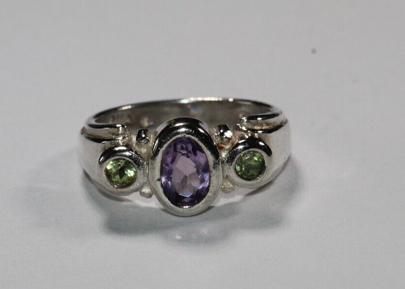 Sterling Silver 925 Amethyst & Peridot Ring Size 5.25