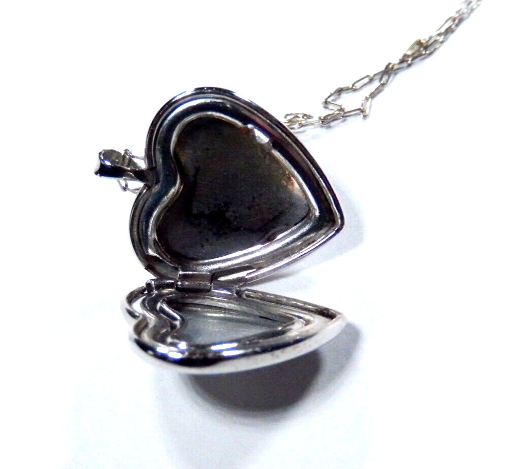 *VINTAGE*  Sterling Silver 925 Etched Heart Locket Pendant w/20" Sterling Chain